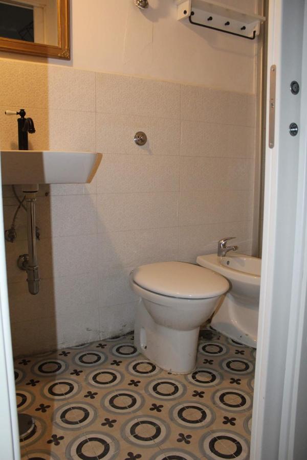 Apartament Monohouse Neapol Zewnętrze zdjęcie